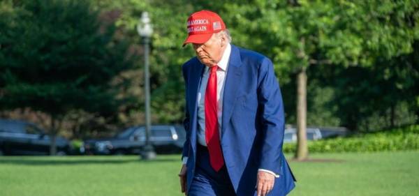 Trump Sebut Gencatan Senjata Dilanggar, Paling Kecewa dengan Israel