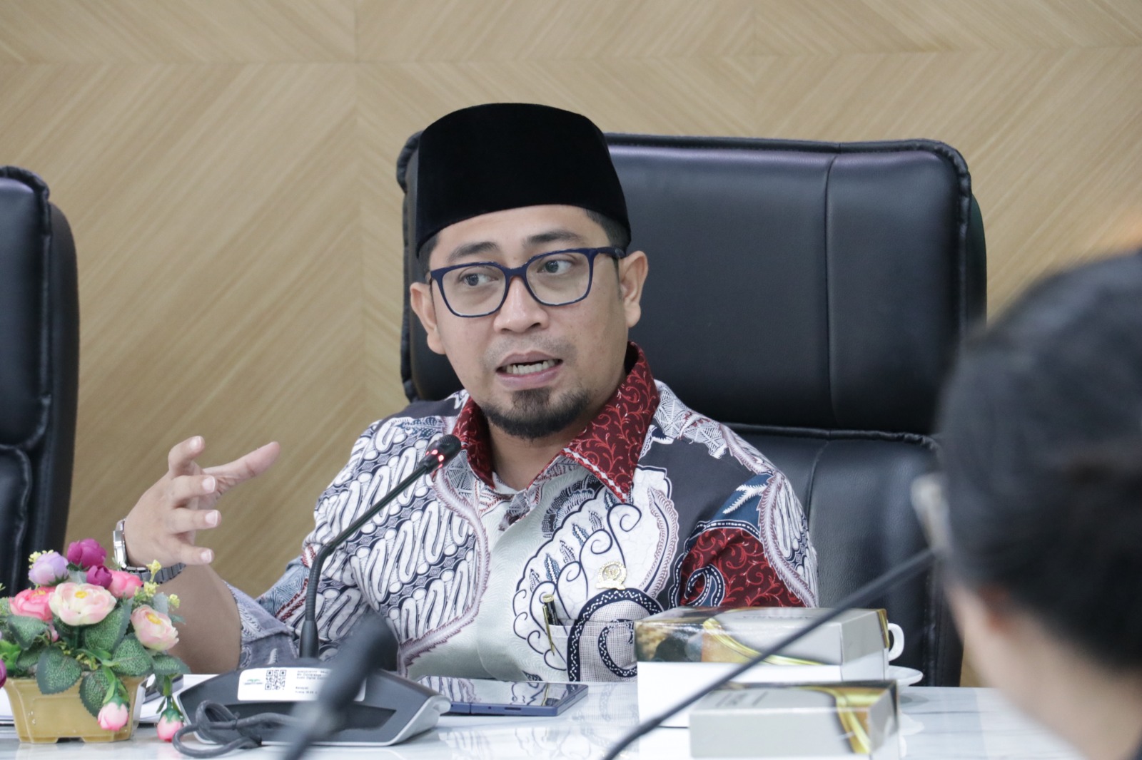 Pemda Boleh Rapat di Hotel, DPR: Butuh Pedoman, Agar Tak Kebabalasan