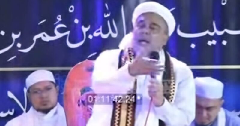 Ulama nasional dan imam besar, Al-Habib Muhammad Rizieq bin Husein Syihab kembali datang ke Banda Aceh, dan mengisi tabligh akbar pada Rabu malam (18/6) di Komplek Makam Syiah Kuala. (Foto: Ist)