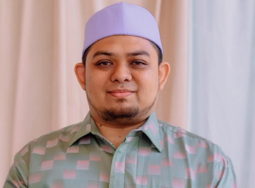 Dewan Guru Dayah Ulee Titi, Tgk. Ahmad Damanhuri