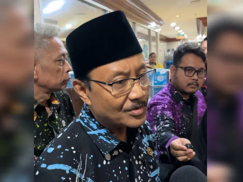 Menteri Sosial Saifullah Yusuf