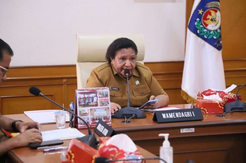 Wakil Menteri Dalam Negeri Ribka Haluk