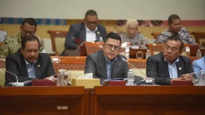 KPK Larang Tersangka Korupsi Pakai Masker, Anggota DPR: Melanggar HAM!