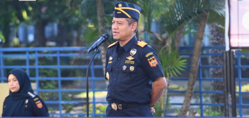 Kanwil Direktorat Jenderal Bea dan Cukai (DJBC) Aceh melaksanakan apel bulanan pada Selasa pagi (1/7) yang menjadi momentum memperkenalkan Kakanwil DJBC Aceh yang baru, Bier Budy Kismulyanto