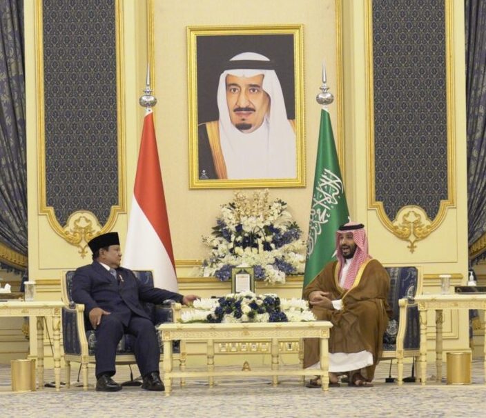 Presiden RI Prabowo Subianto dan Putra Mahkota Arab Saudi Mohammed bin Salman (MBS)
