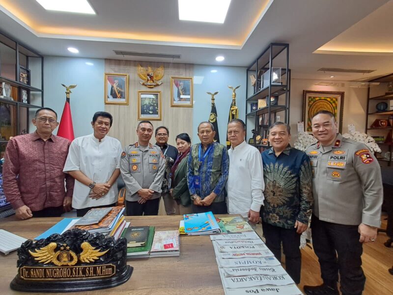 Kadiv Humas Polri Irjen Pol Shandi Nugroho menerima kunjungan jajaran Panitia Pengarah (SC) dan Panitia Pelaksana (OC) Kongres Persatuan PWI (Foto: Dok. PWI)