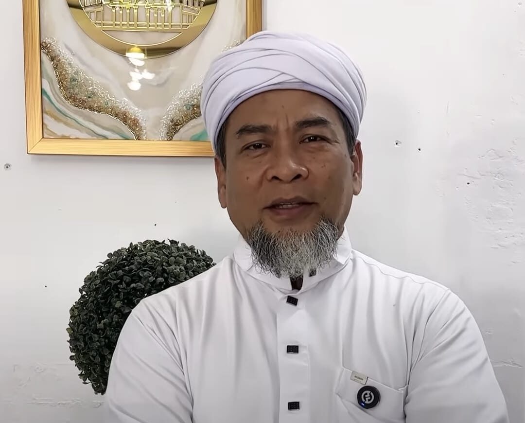 Dai nasional yang dikenal “Ustaz Akhir Zaman”, Abuya KH Dr (HC) Zulkifli Muhammad Ali Lc MPd. (Foto: Ist)