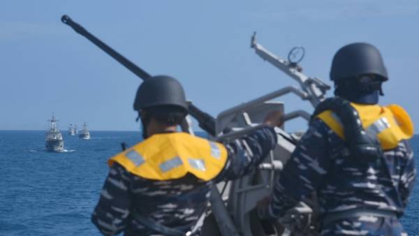 TNI AL memperkuat patroli di Laut Ambalat sebagai respon penolakan Malaysia terhadap istilah Ambalat, 7 Agustus 2025.