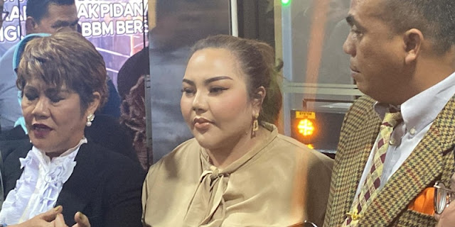 Selebgram Lisa Mariana meyakini anaknya, CA, adalah anak biologis dari mantan Gubernur Jawa Barat Ridwan Kamil.