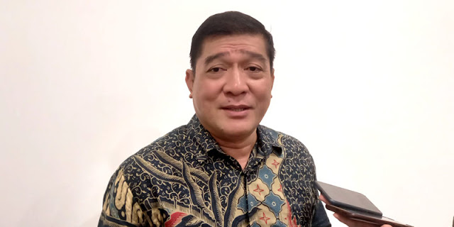 Direktur Eksekutif Jaringan Moderat Indonesia, Islah Bahrawi, menilai Kejaksaan tak bernyali mengeksekusi vonis Ketua Umum Solmet, Silfester Matutina.