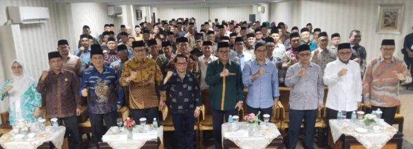 Sekjen Kemenag RI Kamaruddin Amin, dalam pembinaan terhadap ASN Kementerian Agama di Aceh di Hotel Hermes Palace Banda Aceh, Sabtu (9/8)