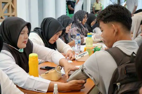 Mahasiswa baru UIN Ar-Raniry mengikuti tes kesehatan mulai 18-24 Agustus 2025, di Klinik Kesehatan Kampus UIN Ar-Raniry Kopelma Darussalam.