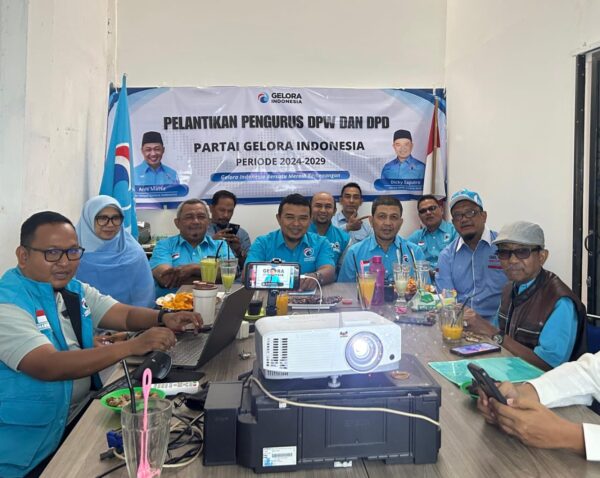 DPW Partai Gelora Aceh resmi mengikuti prosesi pelantikan pengurus se-Indonesia yang digelar serentak Sabtu sore, 23 Agustus 2025. (Foto: Ist)
