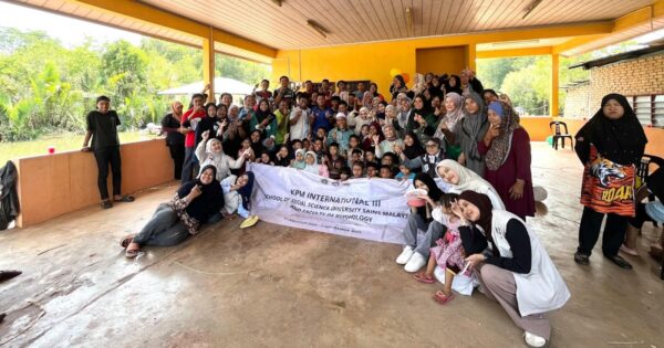 Mahasiswa KPM Internasional Fakultas Psikologi UIN Ar-Raniry Banda Aceh selenggarakan Perlombaan Sukaneka di Kedah, Malaysia, pada Jum'at (22/08/2025). (Foto: Ist) 