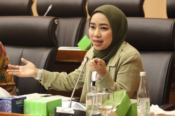 Anggota Komisi VII DPR RI, Ratna Juwita Sari