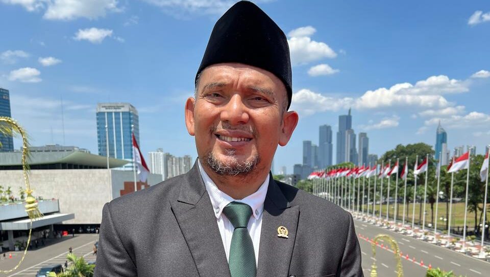 Anggota Komisi VIII DPR RI, An’im Falachuddin, saat memberikan pernyataan pers di Jakarta, mendesak pemerintah menindak tegas aliran sesat yang menjanjikan surga dengan mahar tertentu, Rabu (13/8/2025).