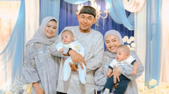 mpok-alpa-da-suamijpg | INFOACEH.net Mpok tidak pernah menuliskan gitu. Begitu. Dan saya juga tahu Mpok kayak gitu," ujar Ajie Darmaji di kawasan Ciganjur, Jakarta Selatan, Senin (18/8/2025).