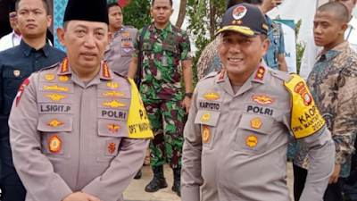 Irjen Karyoto dikabarkan menolak jabatan Kepala Badan Pemelihara Keamanan (Kabaharkam) Polri dan mengancam mundur, menyusul mutasi yang dilakukan Kapolri Jenderal Listyo Sigit Prabowo, Kamis (7/8/2025).