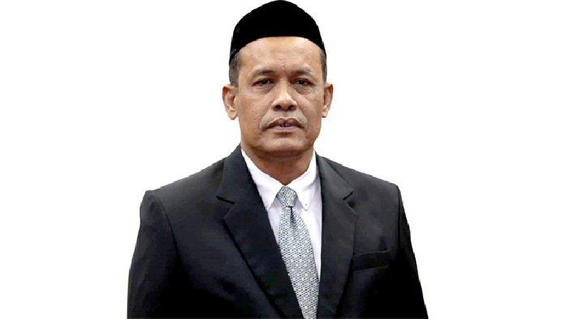 Azhari dicopot dari jabatannya sebagai Kadis Koperasi dan UKM Aceh. (Foto: Ist)