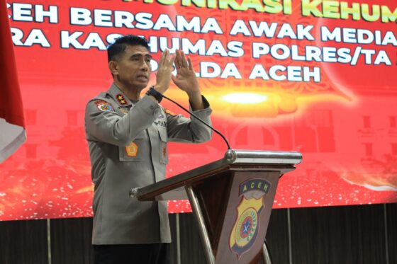 Kapolda Aceh Irjen Pol Marzuki Ali Basyah pada Forum Komunikasi Kehumasan dengan Awak Media, Influencer dan Kasi Humas Polres/Polresta se-Aceh di aula Presisi Polda Aceh, Kamis pagi, 2 Oktober 2025. (Foto: Ist)