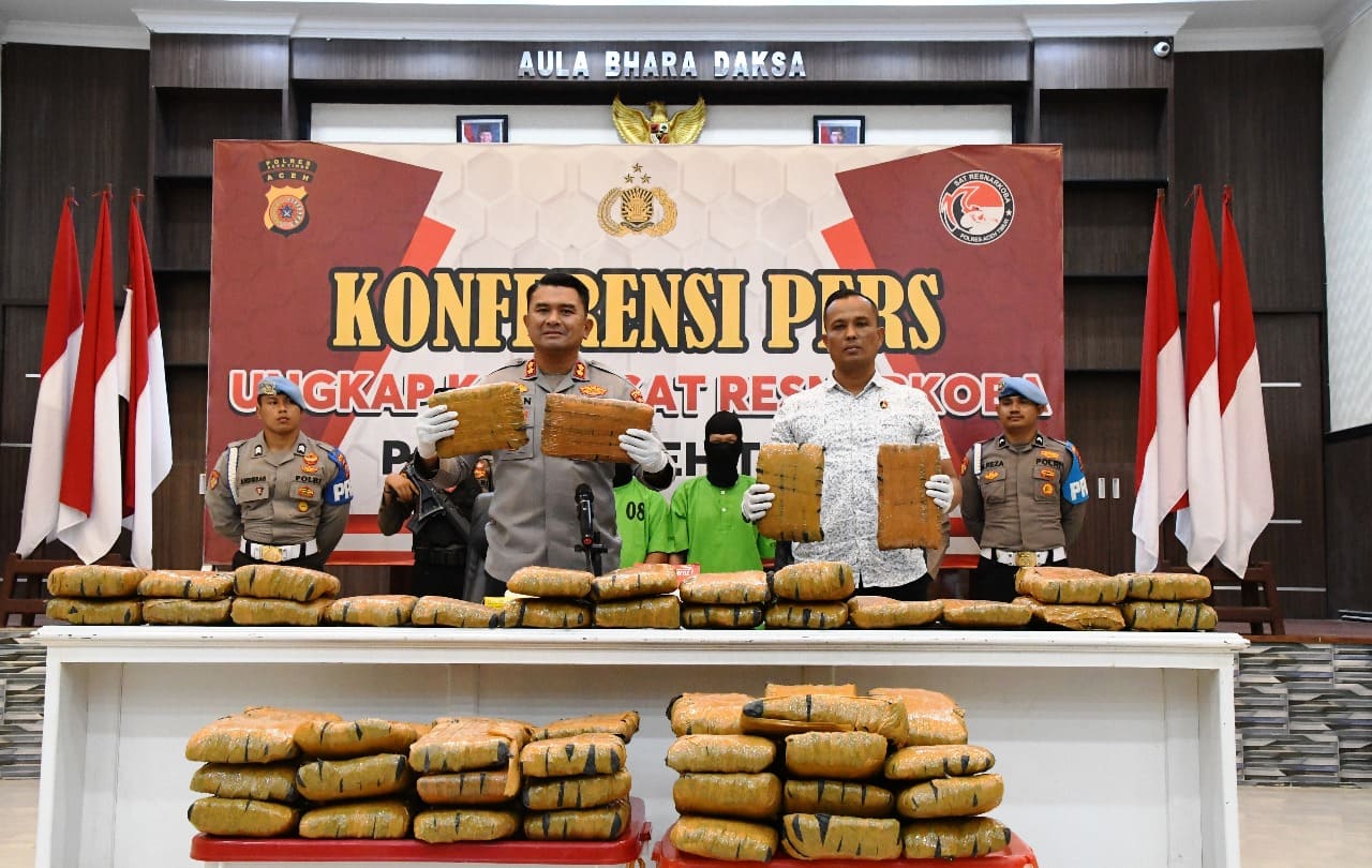 Polres Aceh Timur berhasil menggagalkan upaya penyelundupan 67 kilogram ganja yang masuk ke wilayah hukumnya. (Foto: Ist)