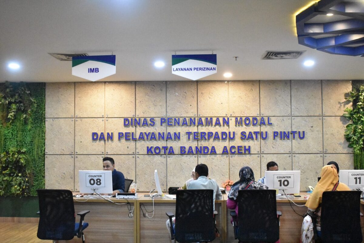 DPMPTSP Kota Banda Aceh mencatat sebanyak 4.034 izin usaha dan non-usaha telah diterbitkan hingga September 2025. (Foto: Ist) | INFOACEH.net DPMPTSP Kota Banda Aceh mencatat sebanyak 4.034 izin usaha dan non-usaha telah diterbitkan hingga September 2025. (Foto: Ist)