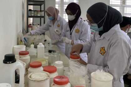 Departemen Farmasi, Fakultas FMIPA Universitas Syiah Kuala sukses menggelar USK Pharmacy Fair (UPF) 2025. (Foto: Ist)