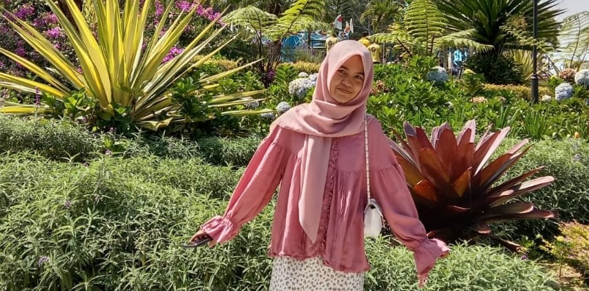Anggun Rena Aulia