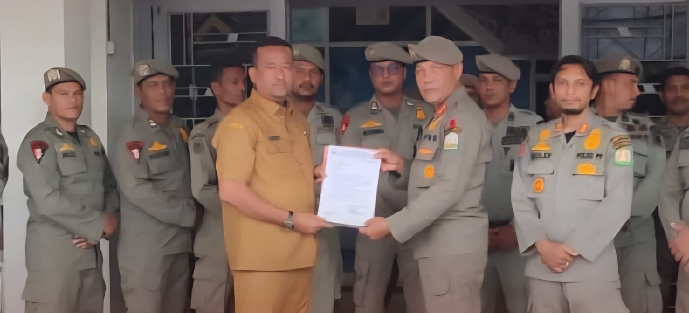 Serah terima personel Satpol PP-WH Aceh yang ditempatkan di jajaran Dinas Sosial Aceh
