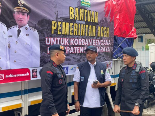 Satbrimob Polda Aceh menyatakan kesiapan penuh mendukung penyaluran bantuan sosial dan penanganan tanggap darurat pasca banjir yang melanda sejumlah wilayah di Aceh. (Foto: Ist)