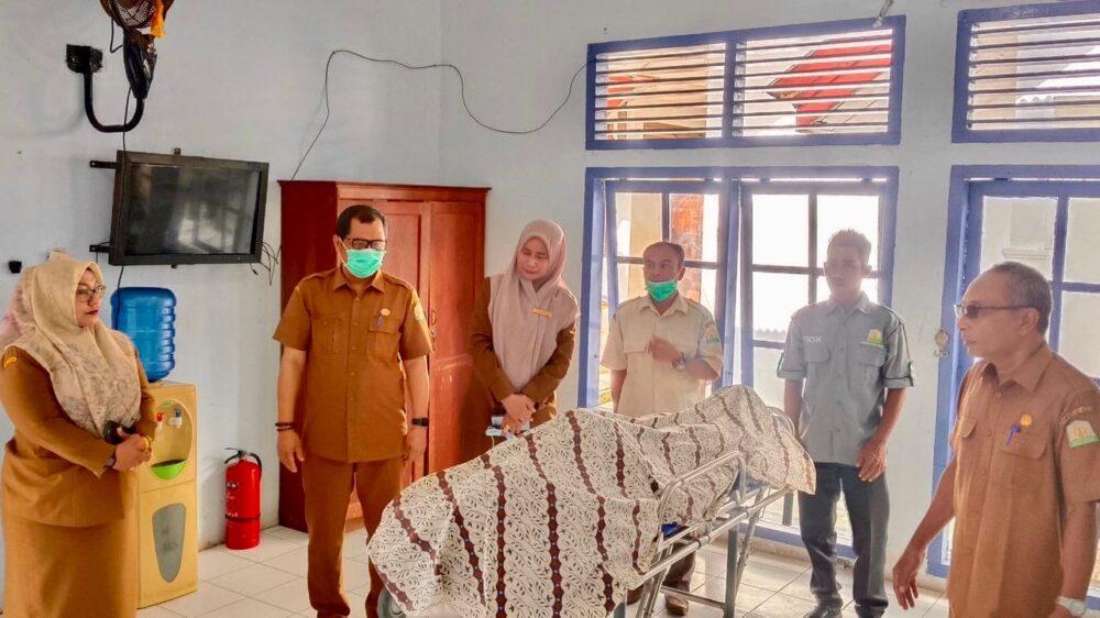 Seorang warga lansia penghuni UPTD Panti Sosial Lanjut Usia Geunaseh Sayang, Dinas Sosial Aceh, meninggal dunia di Banda Aceh, Selasa (14/10). (Foto: Ist)