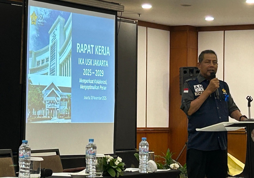 Ketua Umum PP IKA USK Amal Hasan menghadiri Raker Pengurus IKA USK Wilayah Jakarta yang digelar USK di Hotel Grand Sahid Jaya, Sabtu (8/11).