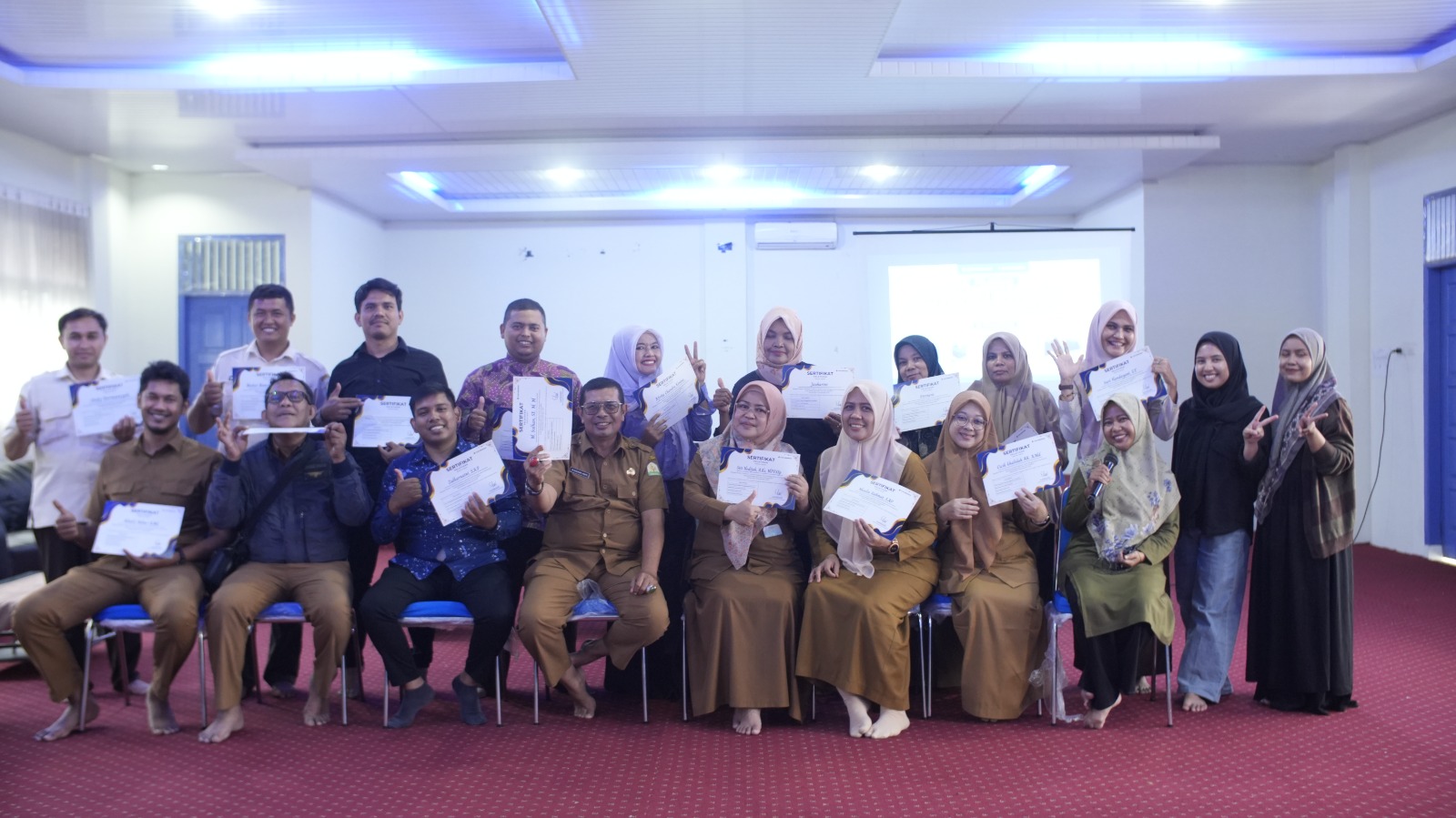 Dinas Sosial Aceh menggelar pelatihan pemanfaatan gawai pintar bagi ASN di lingkungan instansi tersebut, Selasa (18/11).