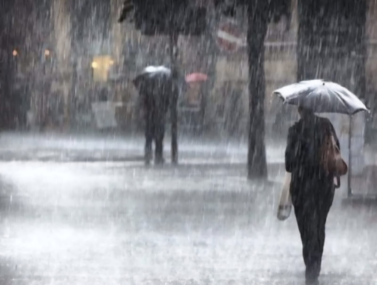 Gubernur Aceh Muzakir Manaf (Mualem) menginstruksikan Bupati/Wali Kota di Aceh meningkatkan kesiapsiagaan menghadapi potensi bencana hidrometeorologi. (Foto: Ist)