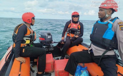 Upaya pencarian ABK KM Aneuk Bahagia, Syafruddin (60), warga Desa Keutapang Mameh, Idi Rayeuk, Aceh Timur, yang hilang di perairan Nurussalam sejak Jum'at, 14 November 2025, memasuki hari ketiga belum membuahkan hasil hingga Ahad, 16 November 2025.