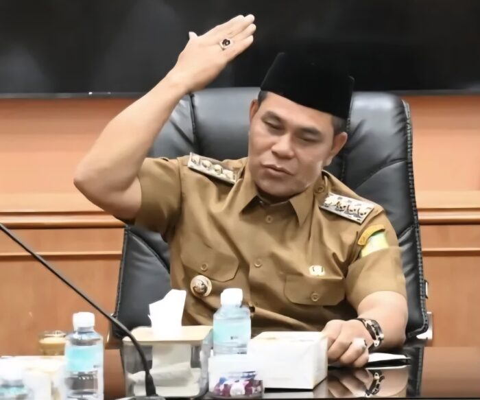 Bupati Aceh Besar Muharram Idris atau Syech Muharram