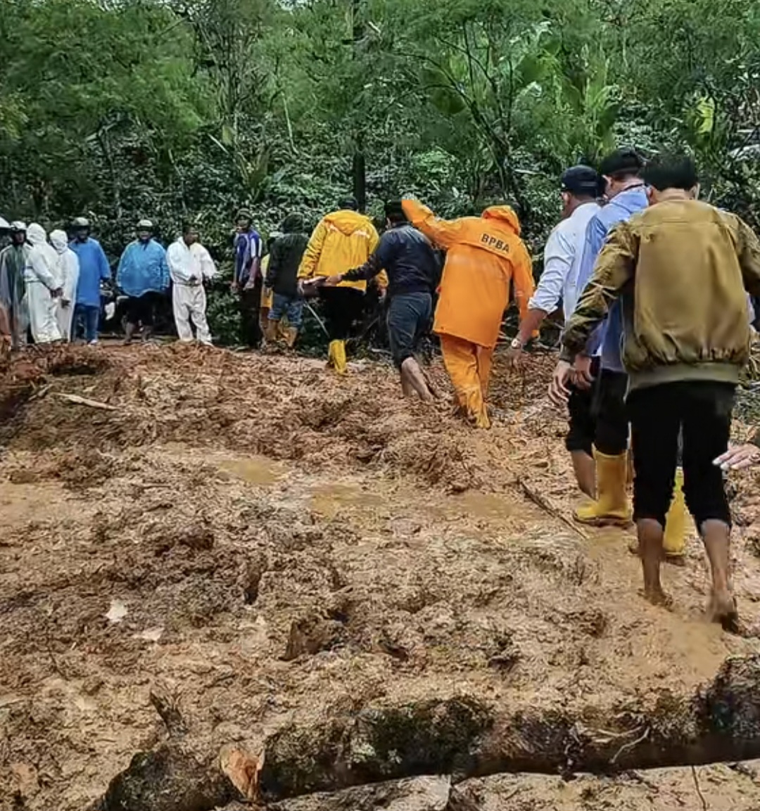 Banjir dan Longsor di Aceh Tengah: 9 Warga Meninggal, Ribuan Mengungsi
