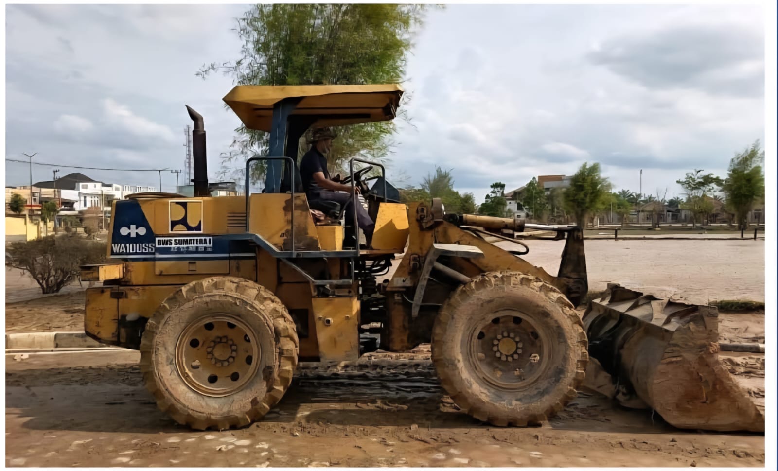 Balai Wilayah Sungai (BWS) Sumatera I mengerahkan 17 alat berat mempercepat pemulihan pascabencana hidrometeorologi yang melanda sejumlah kabupaten di Aceh. (Foto: Ist)