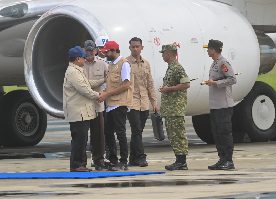 Tiba di Aceh, Prabowo Lanjutkan Perjalanan Naik Helikopter ke Bireuen Tinjau Lokasi Banjir