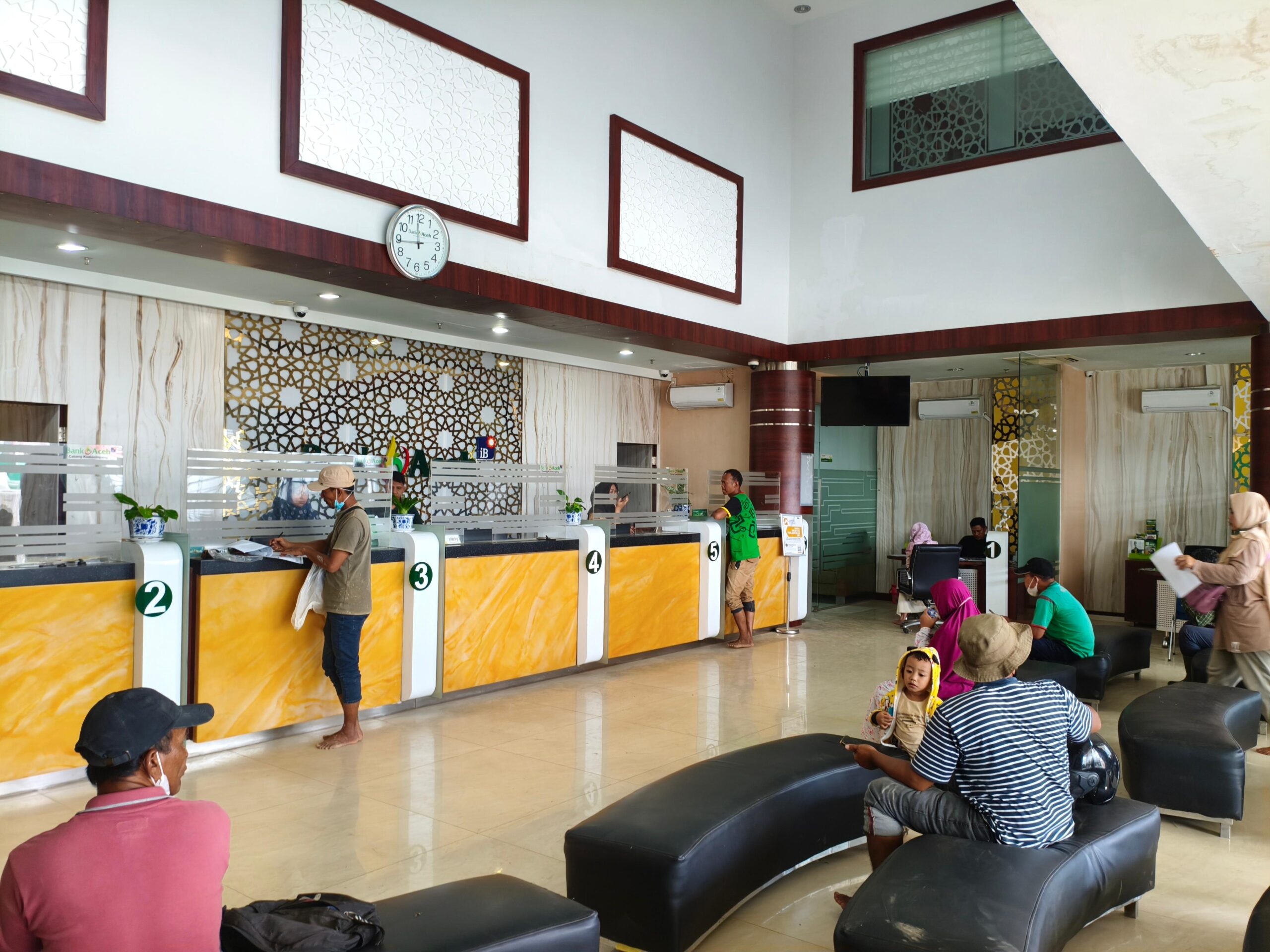 Seluruh Jaringan Kantor Bank Aceh Terdampak Banjir Sudah Beroperasi Penuh