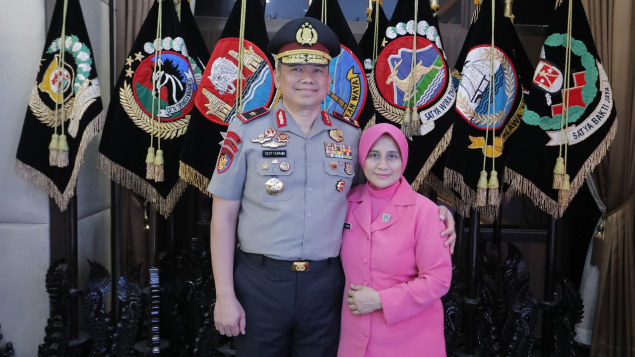 Putra Aceh Brigjen Pol Dedy Tabrani resmi menyandang bintang satu setelah beberapa pekan mengemban tugas sebagai Kepala BNNP Aceh. (Foto: Ist)