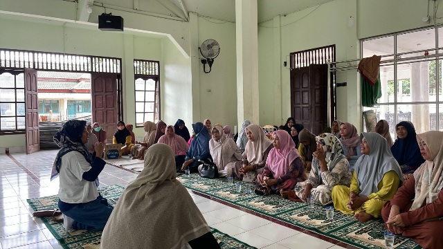 Di Gampong Blang Dalam, Kecamatan Bandar Dua, Pidie Jaya, warga bersama Yayasan Perempuan Anak dan Negeri (YPANBA) menyepakati program pemulihan pascabencana berbasis masyarakat. (Foto: Ist)