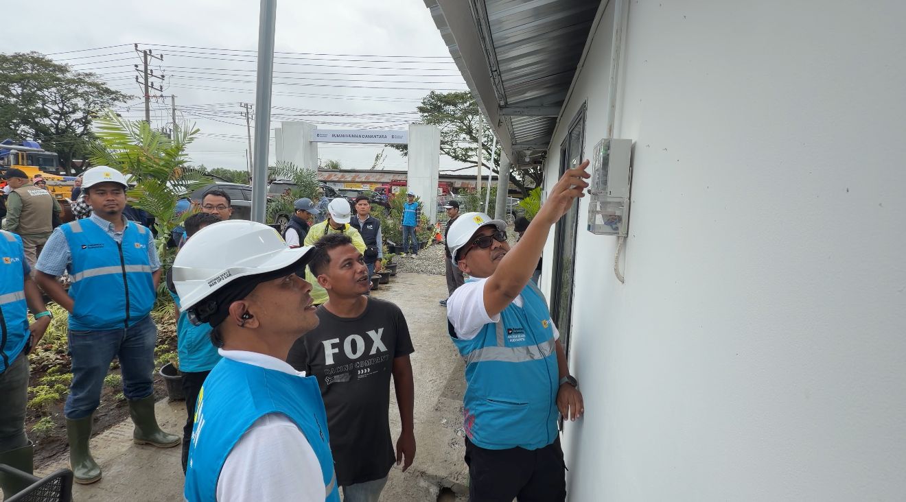 Danantara Serahkan 388 Unit Huntara di Aceh Tamiang, PLN Pastikan Kesiapan Listrik