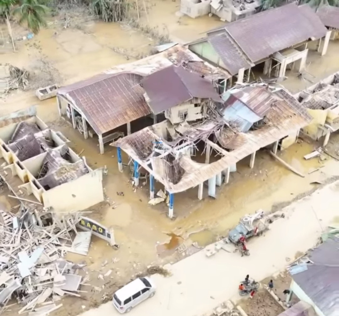 Sebanyak 540 orang sudah ditemukan meninggal dunia korban banjir bandang dan longsor di Aceh dan 145.188 rumah warga rusak. (Foto: Ist)