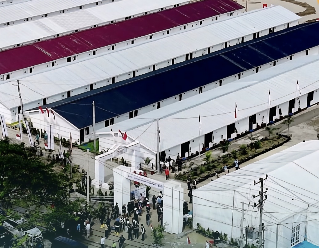 BSI Serahkan 90 Unit Huntara ke Pemkab Aceh Tamiang