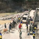 Pembangunan jembatan bailey darurat di Kampung KR Pelang, Kabupaten Aceh Tengah rampung dikerjakan prajurit Yonzipur 16/Dhika Anoraga, Sabtu (17/1).