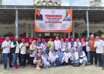 IWARA menggelar Pengobatan Massal bertema “Iwara Sayang Adan” di halaman Masjid Baitul Akbar, Kemukiman Adan, Pidie, Ahad (1/2). (Foto: Ist) | INFOACEH.net IWARA menggelar Pengobatan Massal bertema “Iwara Sayang Adan” di halaman Masjid Baitul Akbar, Kemukiman Adan, Pidie, Ahad (1/2). (Foto: Ist)