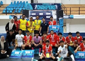 Tim futsal SMAN 9 Banda Aceh meraih Juara Sigma Cup Aceh 2026 setelah menaklukkan MAN 1 Pidie 5–0 pada final di GOR Stadion Harapan Bangsa, Lhong Raya, Ahad malam (8/2). (Foto: Ist)
