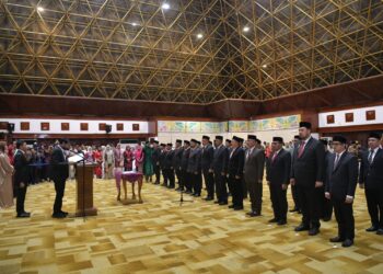 Mualem Lantik 25 Pejabat Eselon II Pemerintah Aceh, Ini Daftarnya