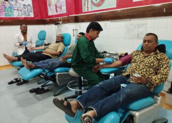 Para Pendonor Sukarela sedang mendonorkan darahnya di Gedung UDD PMI Kota Banda Aceh, Jum'at malam (27/2/2026). (Foto: Ist) | INFOACEH.net Para Pendonor Sukarela sedang mendonorkan darahnya di Gedung UDD PMI Kota Banda Aceh, Jum'at malam (27/2/2026). (Foto: Ist)